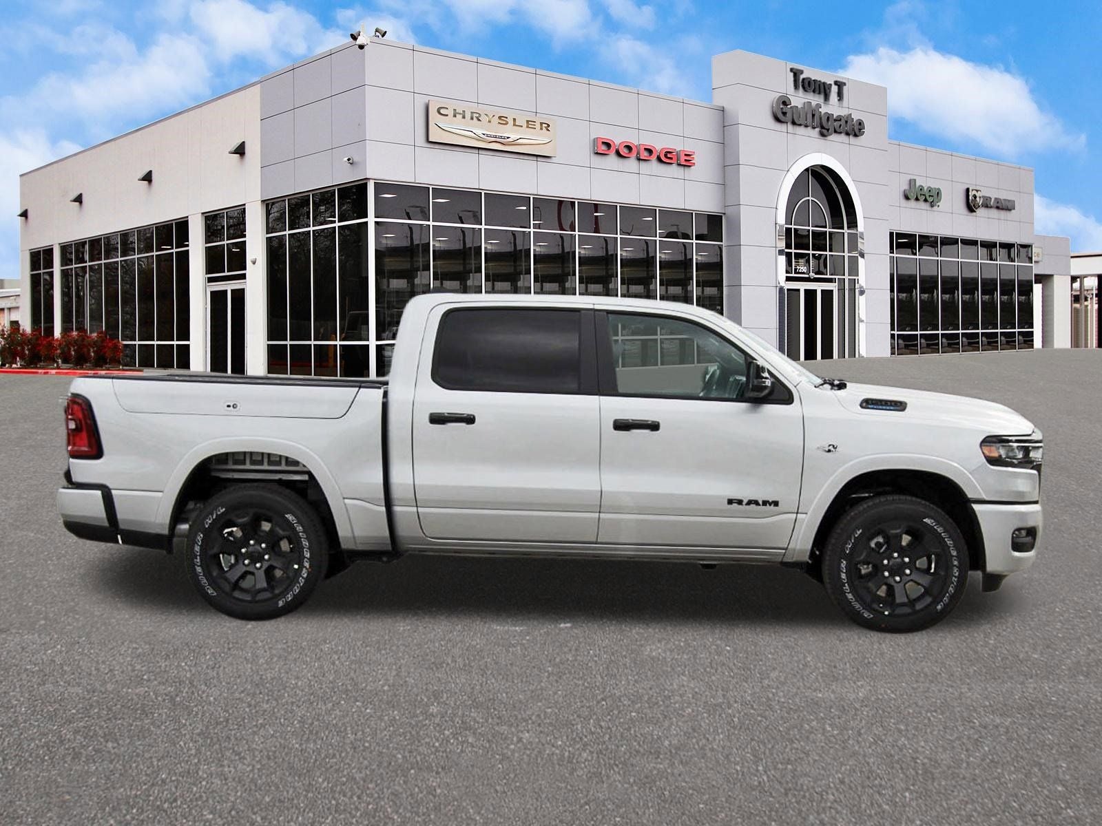 2026 RAM 1500 Big Horn/Lone Star Lone Star 4x4 Crew Cab 5'7" Box