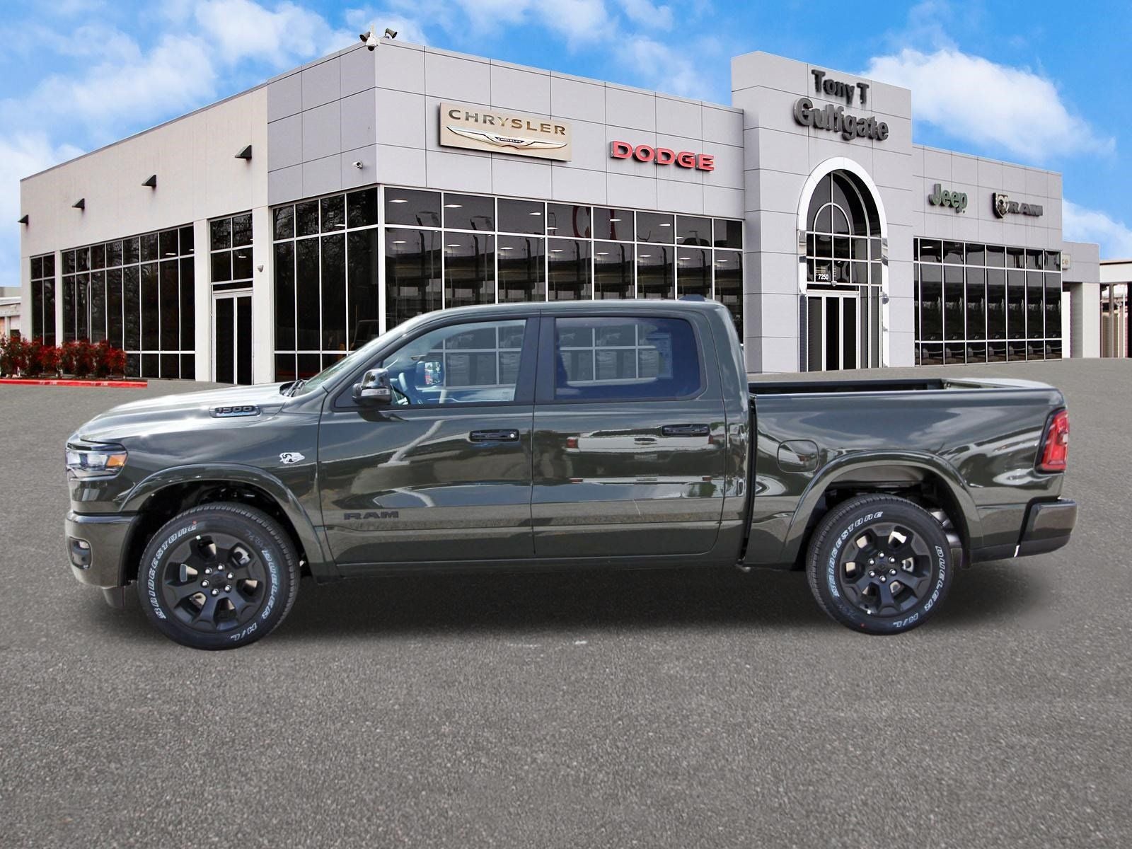 2026 RAM 1500 Big Horn/Lone Star Lone Star 4x4 Crew Cab 5'7" Box
