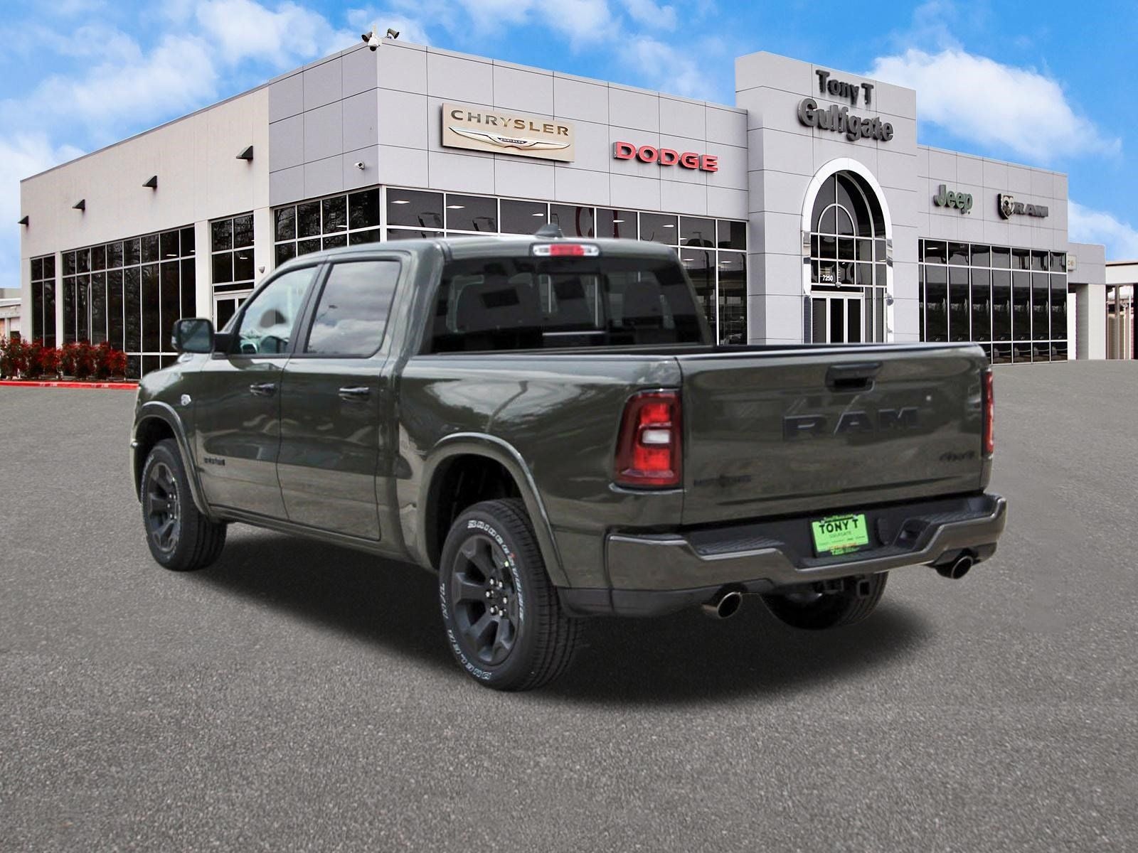 2026 RAM 1500 Big Horn/Lone Star Lone Star 4x4 Crew Cab 5'7" Box