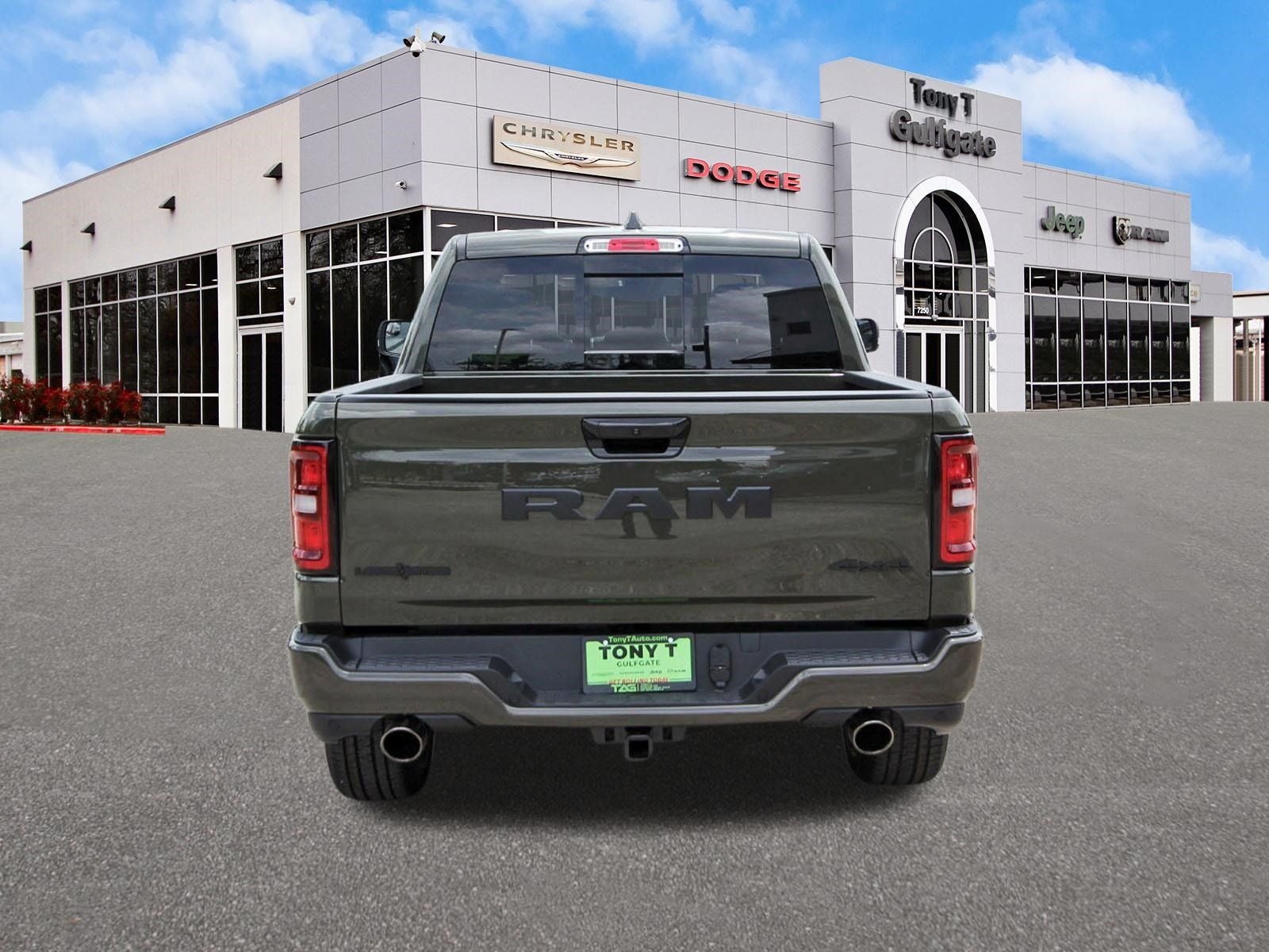2026 RAM 1500 Big Horn/Lone Star Lone Star 4x4 Crew Cab 5'7" Box