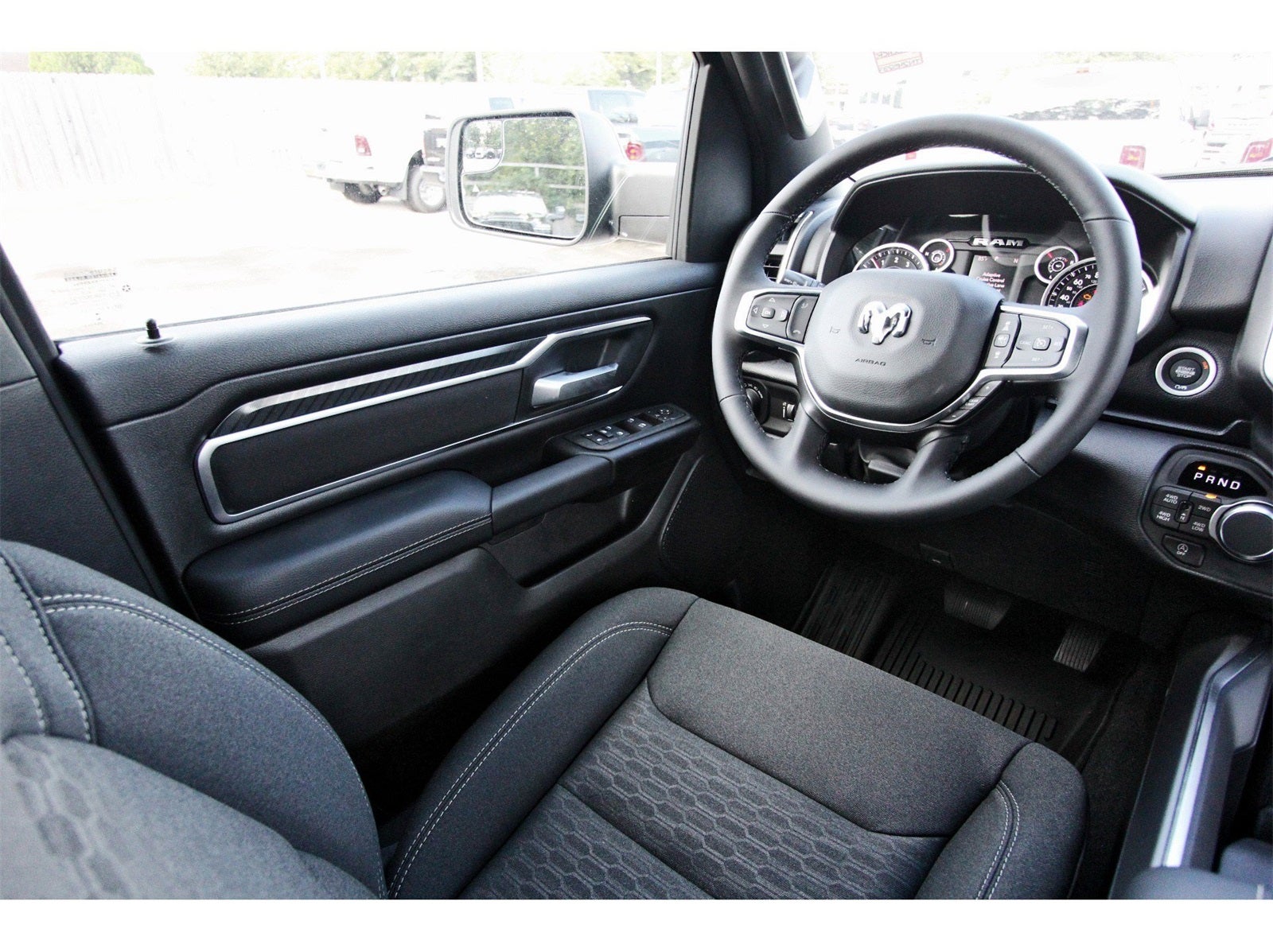 2026 RAM 1500 Big Horn/Lone Star Lone Star 4x4 Crew Cab 5'7" Box