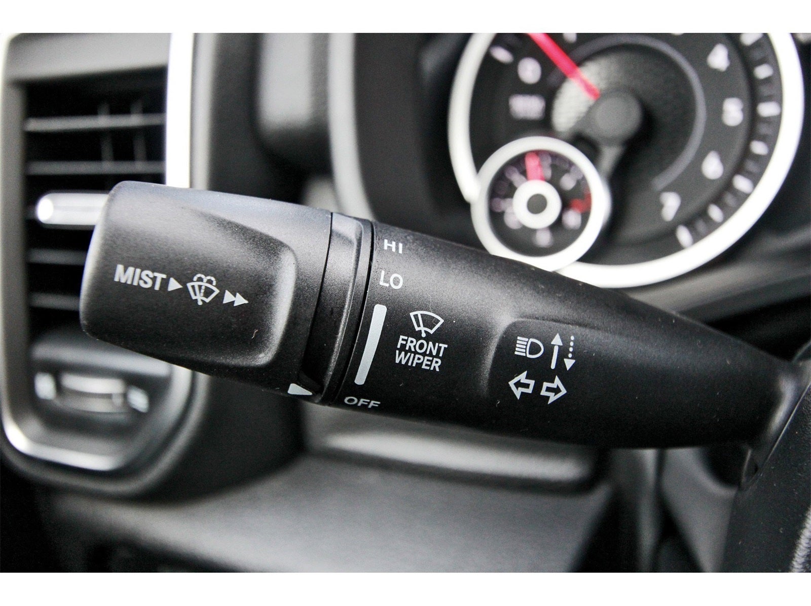 2026 RAM 1500 Big Horn/Lone Star Lone Star 4x4 Crew Cab 5'7" Box