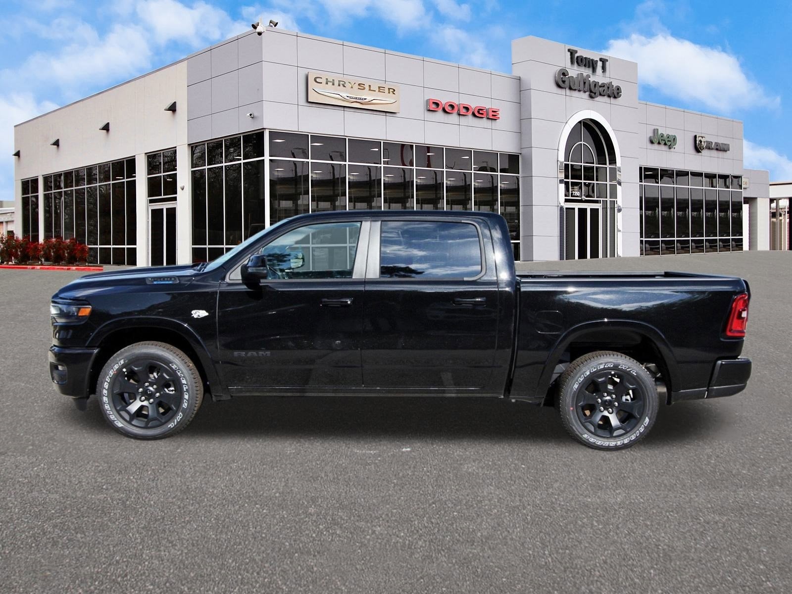 2026 RAM 1500 Big Horn/Lone Star Lone Star 4x4 Crew Cab 5'7" Box