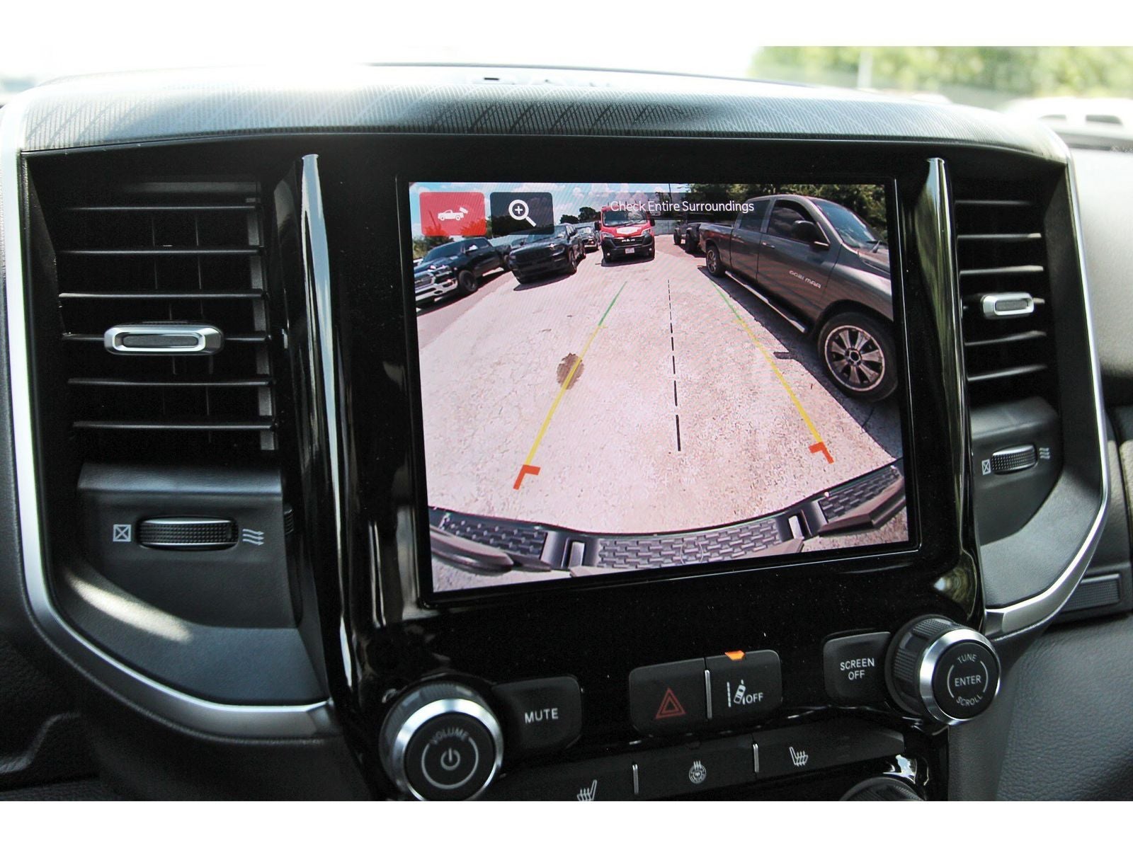 2026 RAM 1500 Big Horn/Lone Star Lone Star 4x4 Crew Cab 5'7" Box