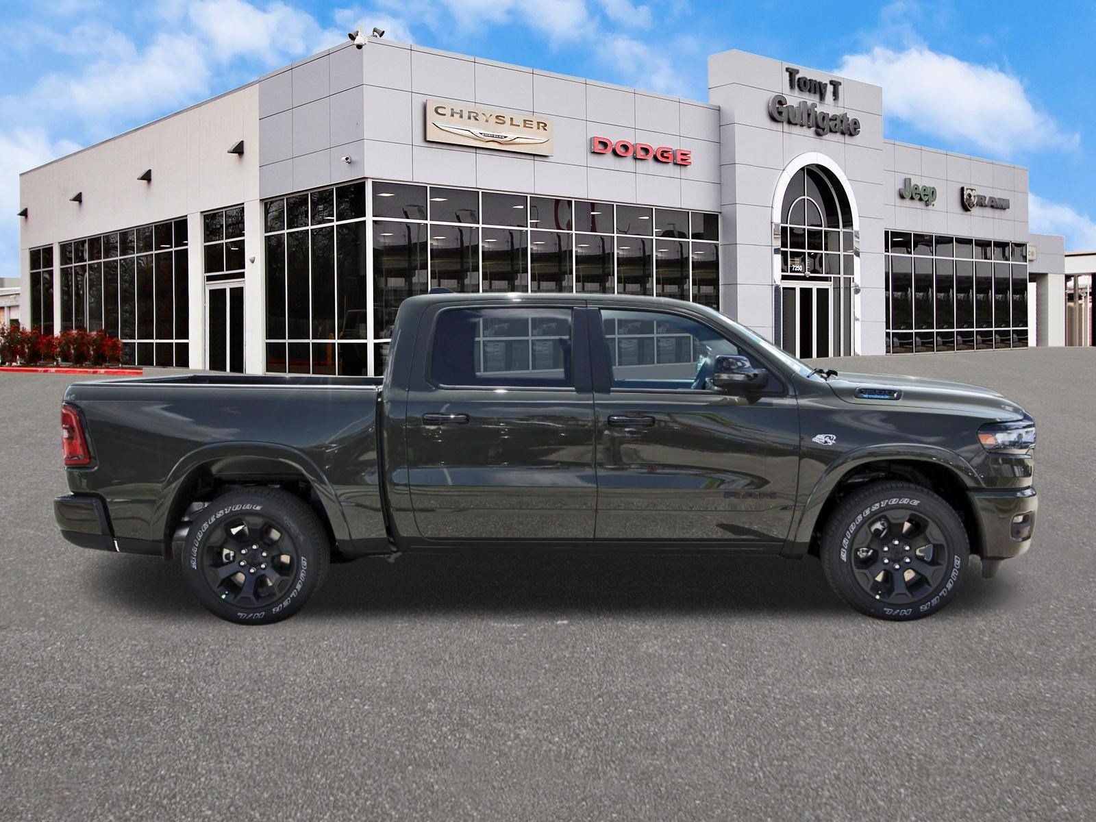 2026 RAM 1500 Big Horn/Lone Star Lone Star 4x4 Crew Cab 5'7" Box