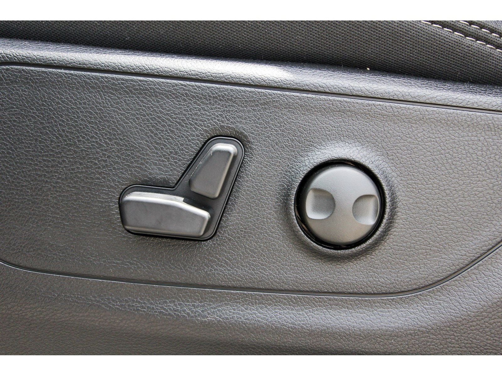 2026 RAM 1500 Big Horn/Lone Star Lone Star 4x4 Crew Cab 5'7" Box