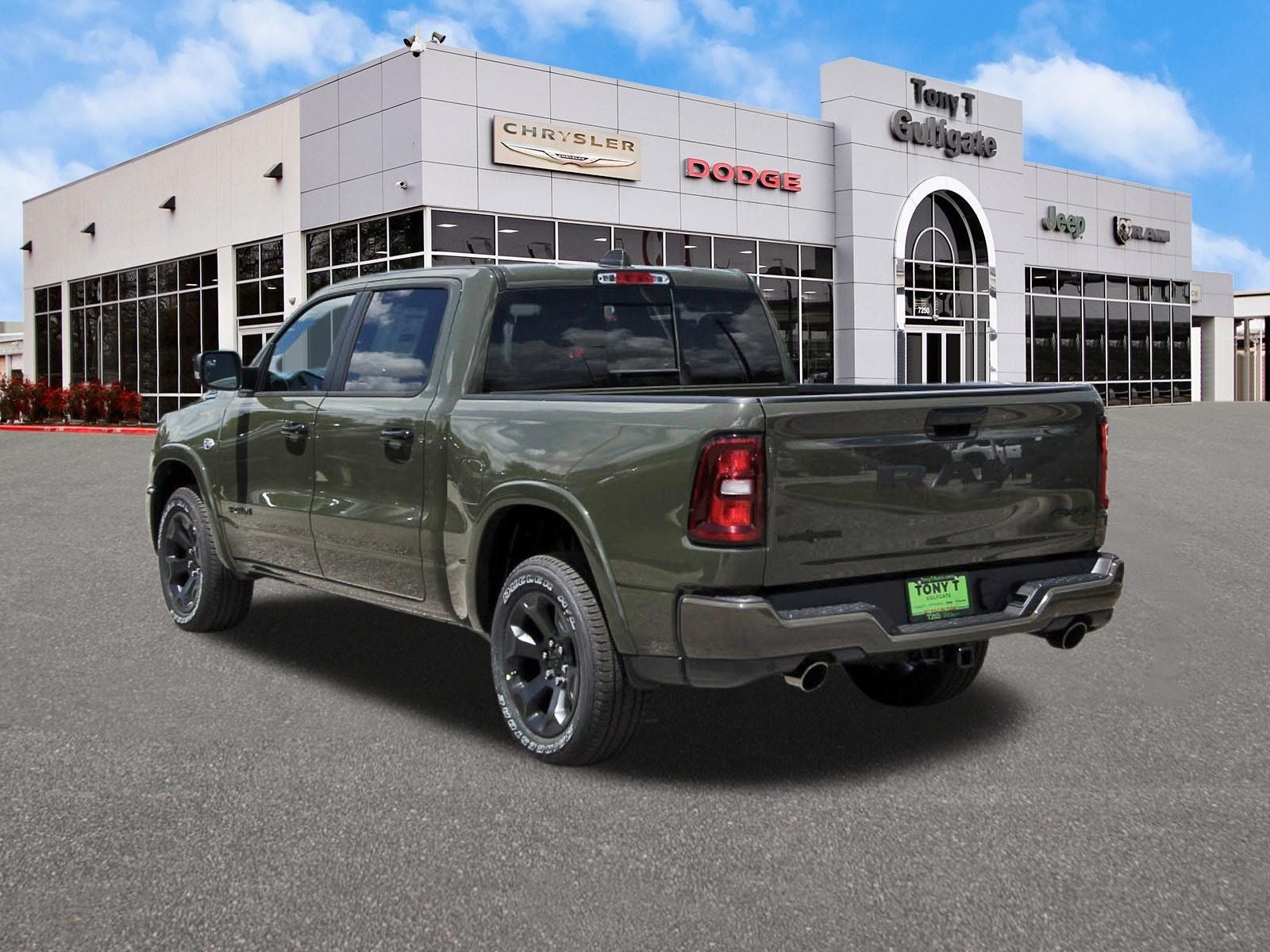 2026 RAM 1500 Big Horn/Lone Star Lone Star 4x4 Crew Cab 5'7" Box
