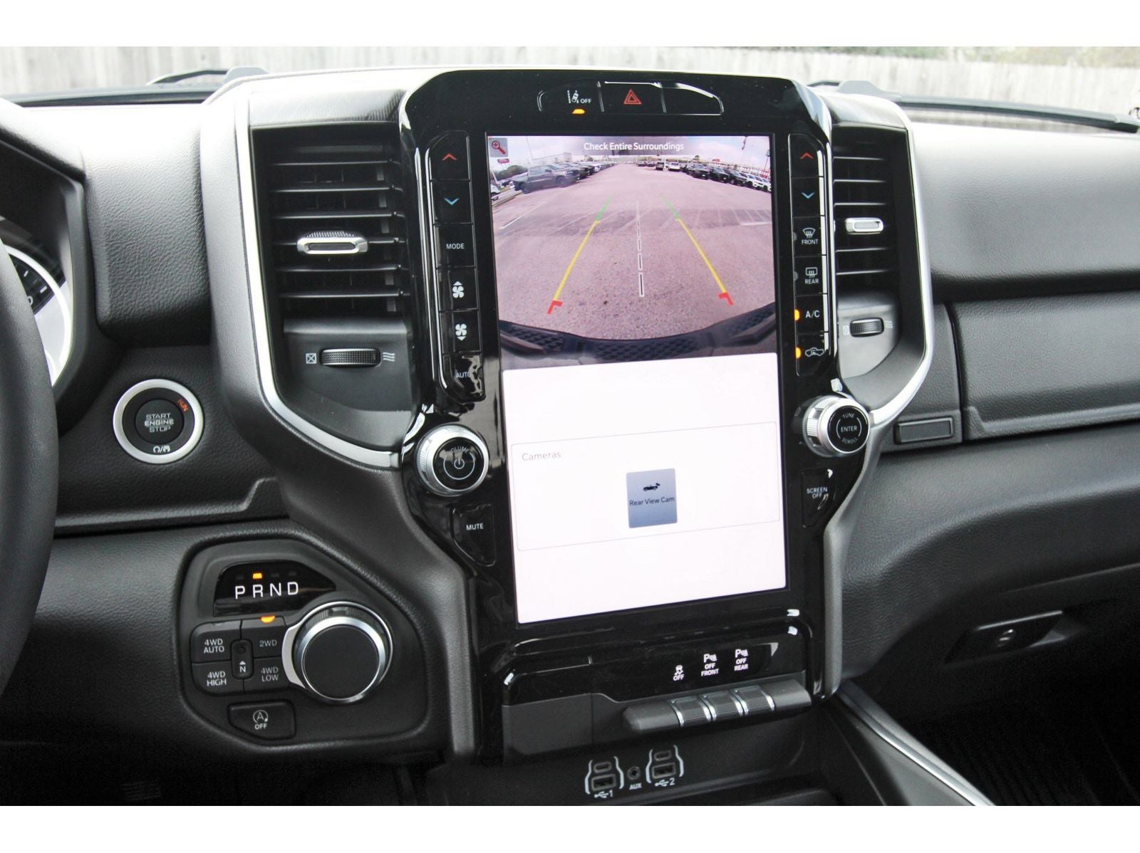 2026 RAM 1500 Big Horn/Lone Star Lone Star 4x4 Crew Cab 5'7" Box