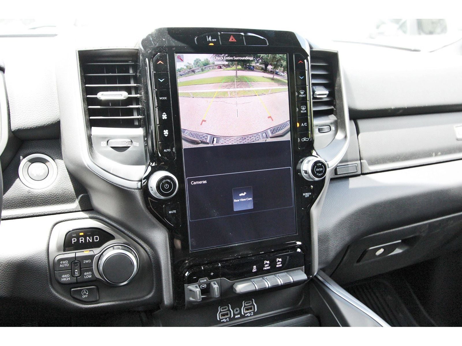 2026 RAM 1500 Big Horn/Lone Star Lone Star 4x4 Crew Cab 5'7" Box