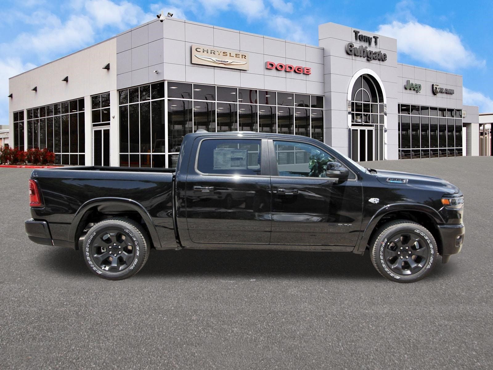2026 RAM 1500 Big Horn/Lone Star Lone Star 4x4 Crew Cab 5'7" Box