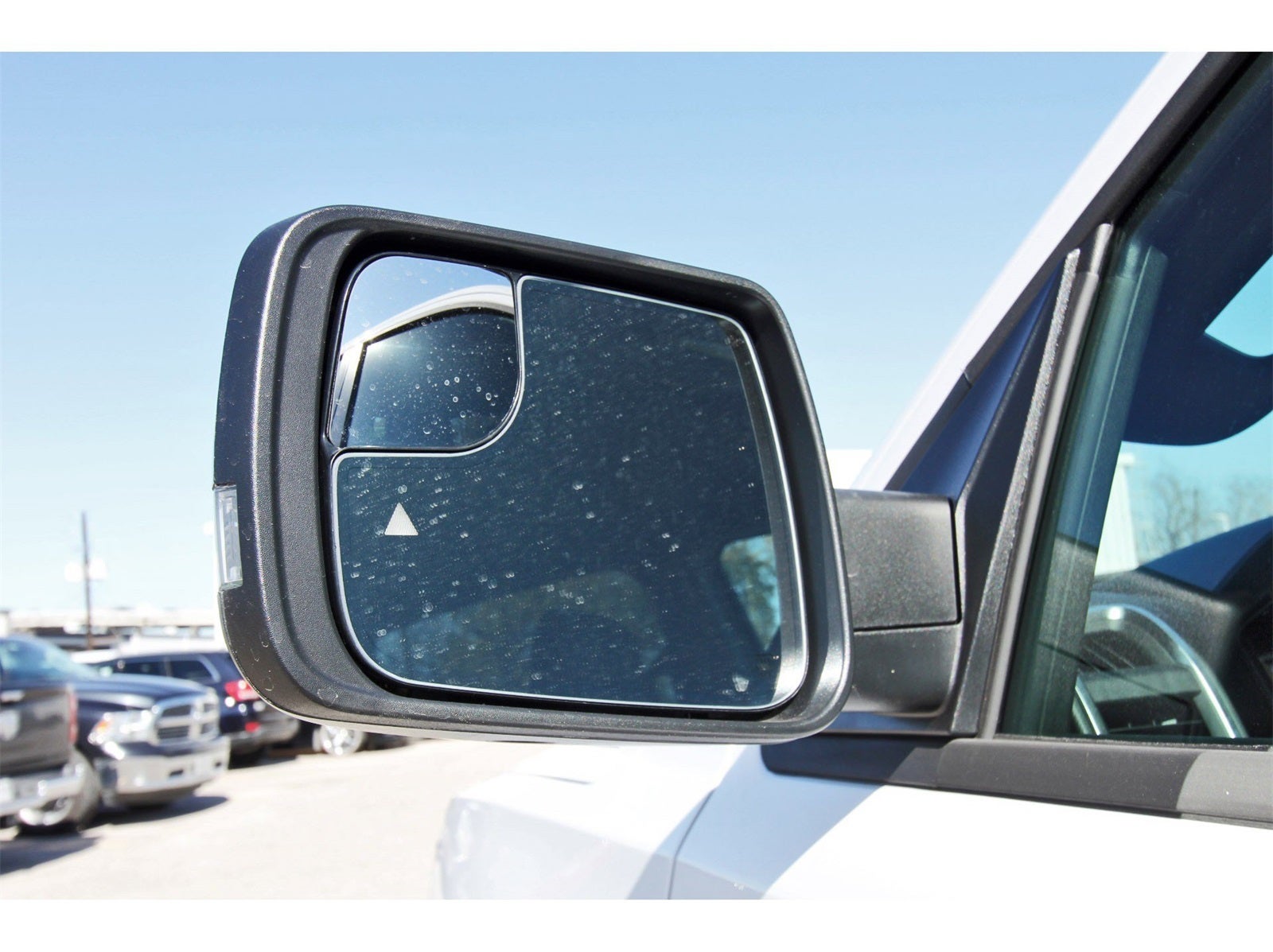 2026 RAM 1500 Big Horn/Lone Star Lone Star 4x4 Crew Cab 5'7" Box