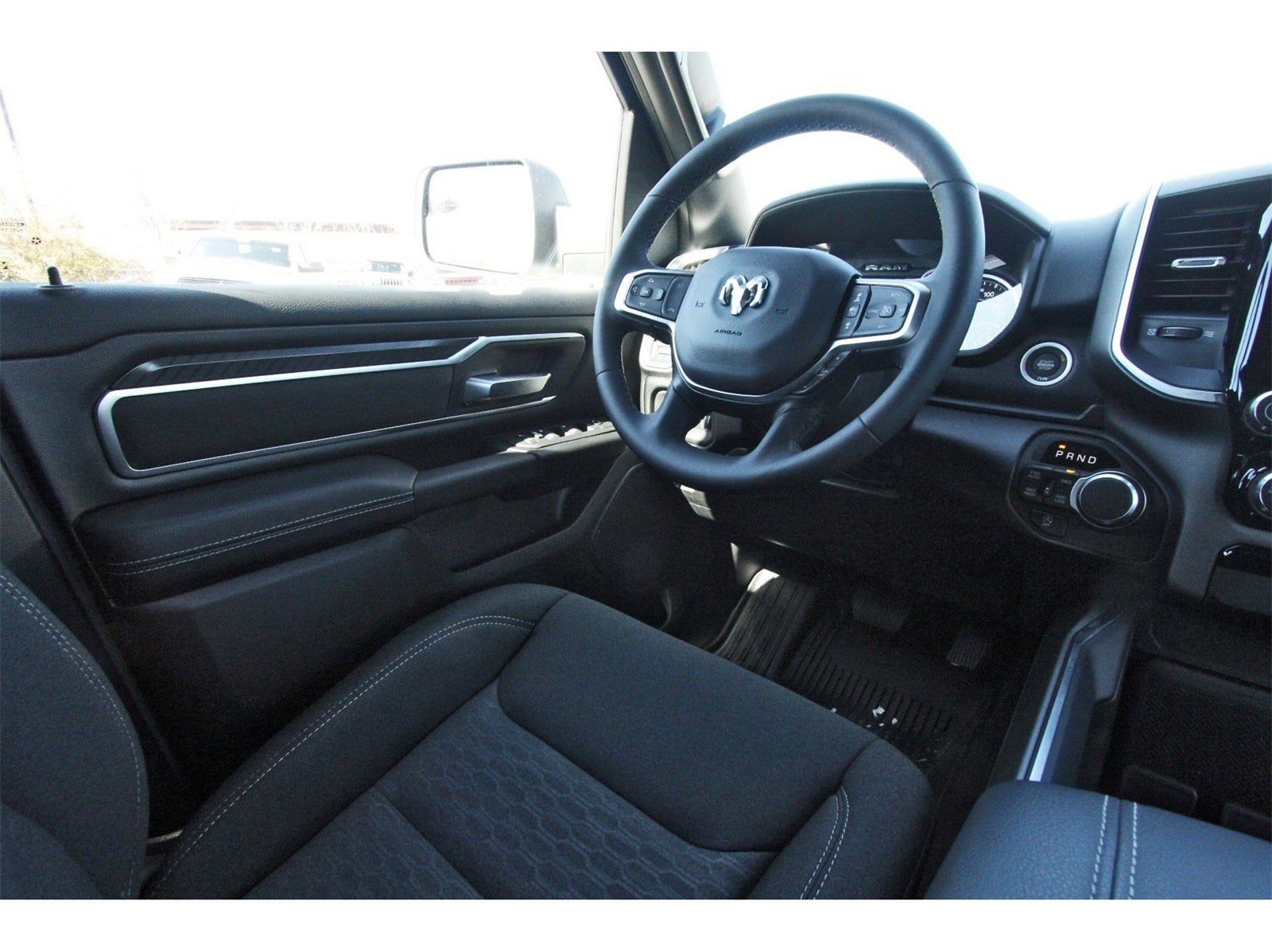 2026 RAM 1500 Big Horn/Lone Star Lone Star 4x4 Crew Cab 5'7" Box