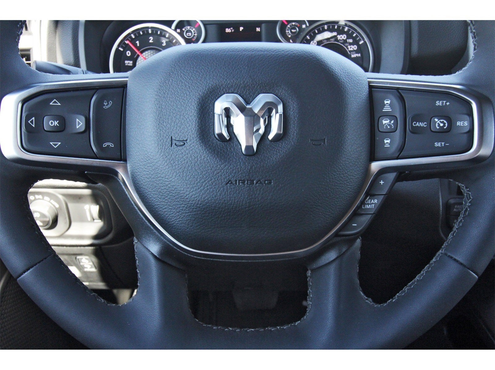 2026 RAM 1500 Big Horn/Lone Star Lone Star 4x4 Crew Cab 5'7" Box