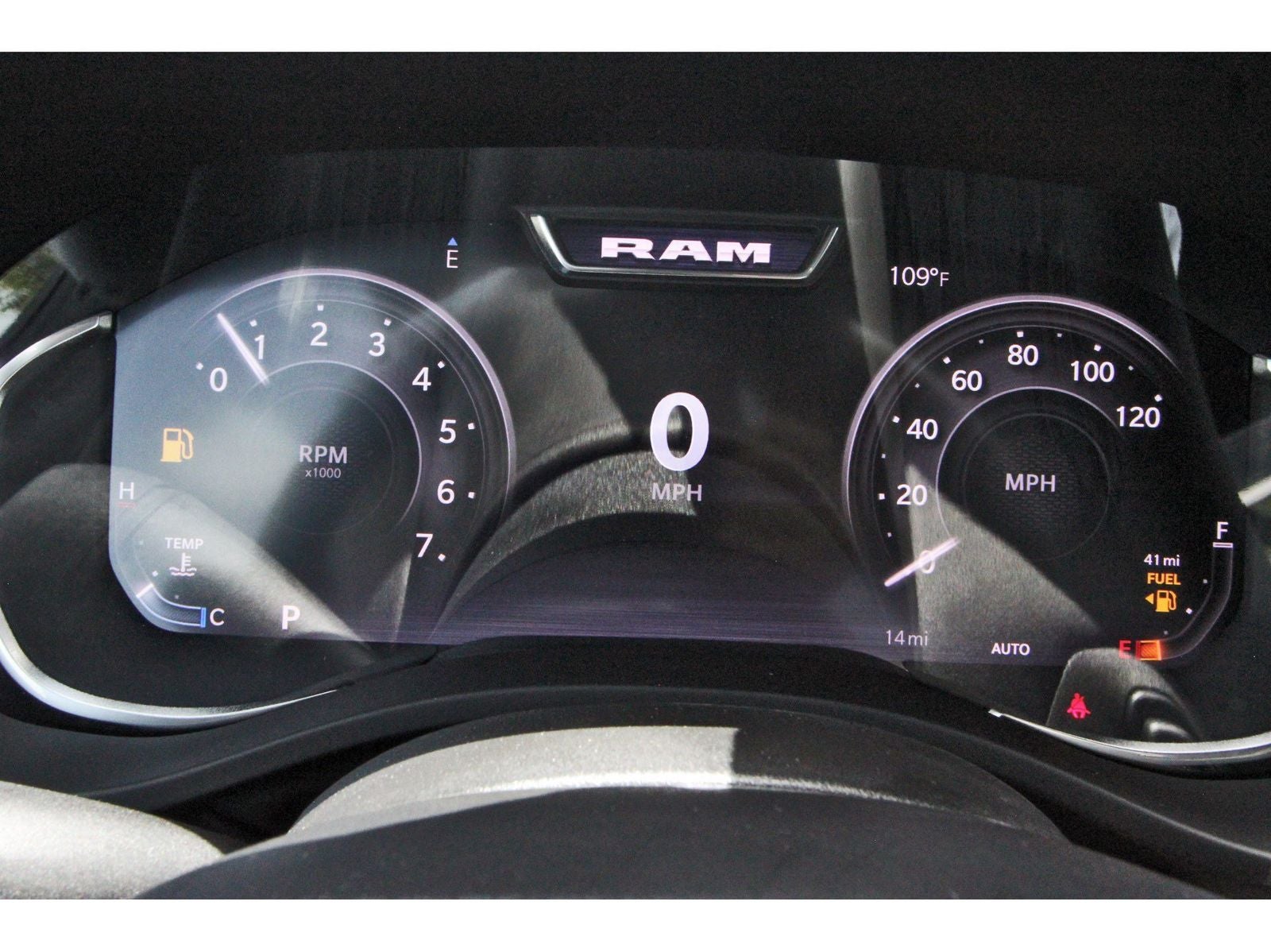 2026 RAM 1500 Big Horn/Lone Star Lone Star 4x4 Crew Cab 5'7" Box