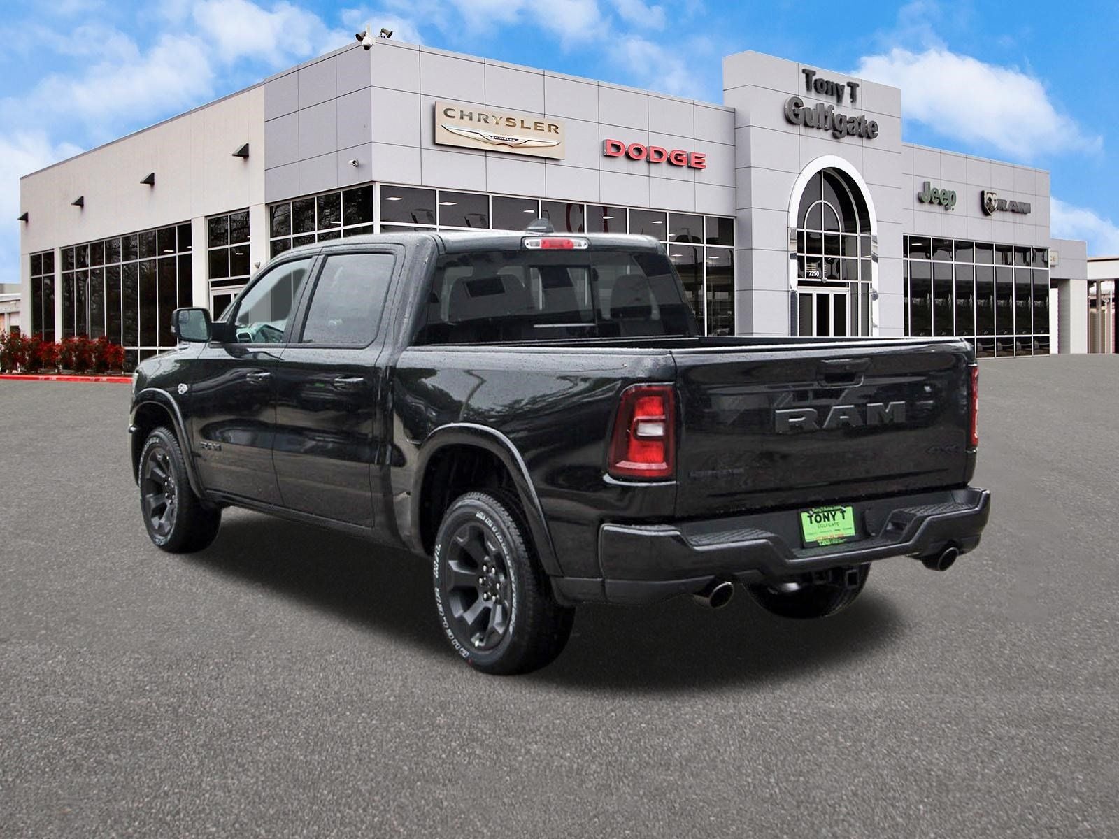 2026 RAM 1500 Big Horn/Lone Star Lone Star 4x4 Crew Cab 5'7" Box
