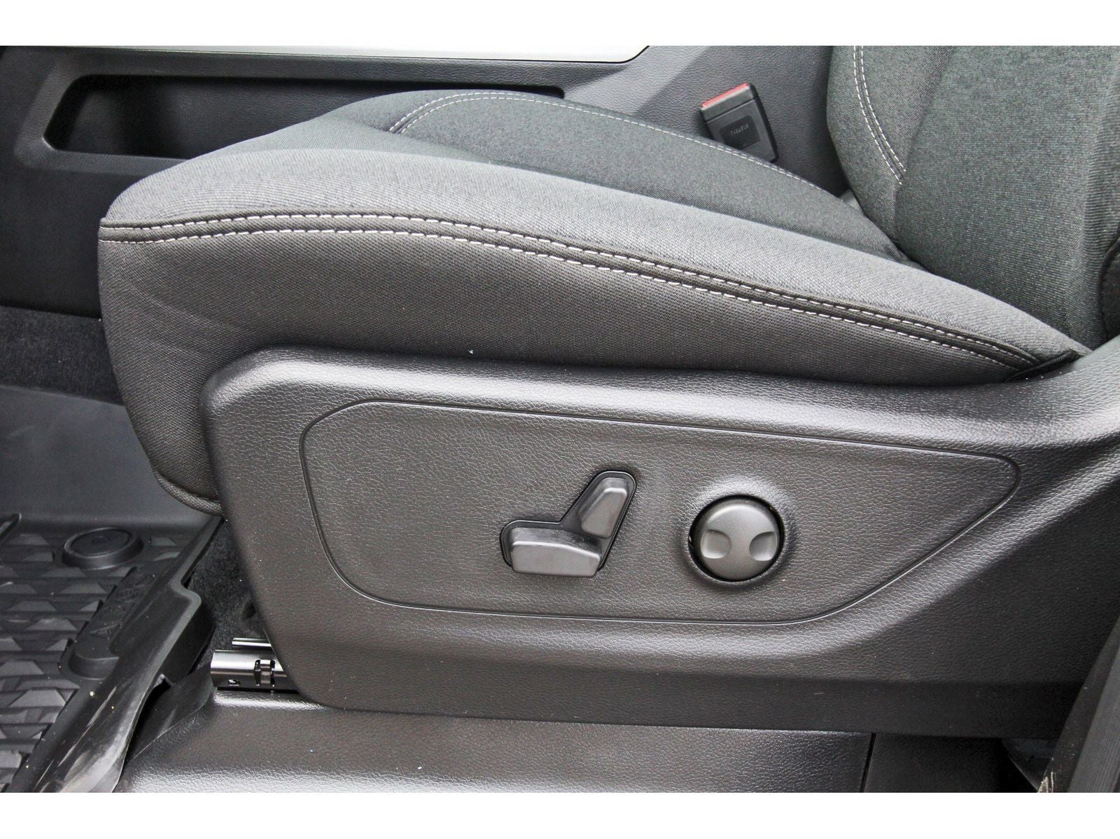 2026 RAM 1500 Big Horn/Lone Star Lone Star 4x4 Crew Cab 5'7" Box