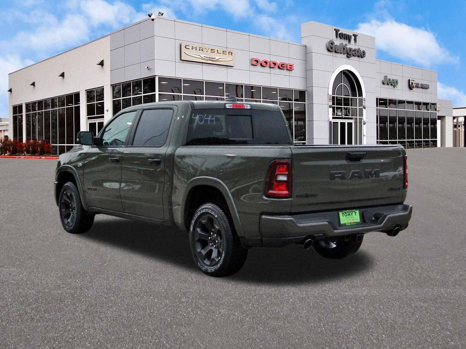 2026 RAM 1500 Big Horn/Lone Star Lone Star 4x4 Crew Cab 5'7" Box