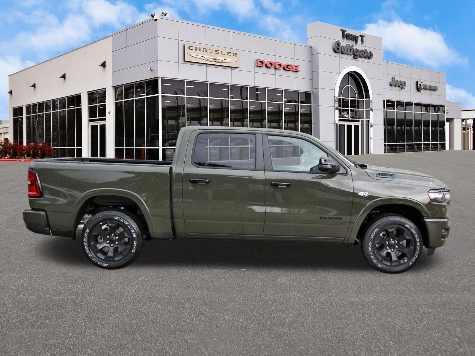 2026 RAM 1500 Big Horn/Lone Star Lone Star 4x4 Crew Cab 5'7" Box