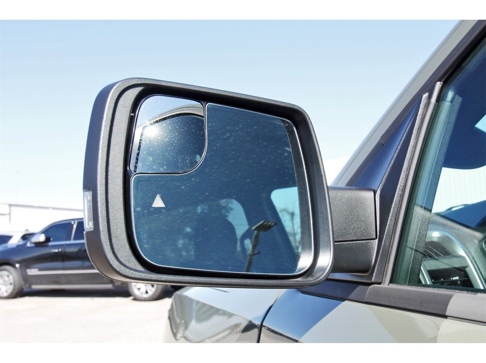 2026 RAM 1500 Big Horn/Lone Star Lone Star 4x4 Crew Cab 5'7" Box