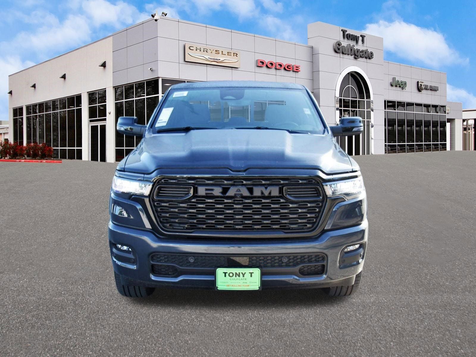 2026 RAM 1500 Big Horn/Lone Star Lone Star 4x4 Crew Cab 5'7" Box