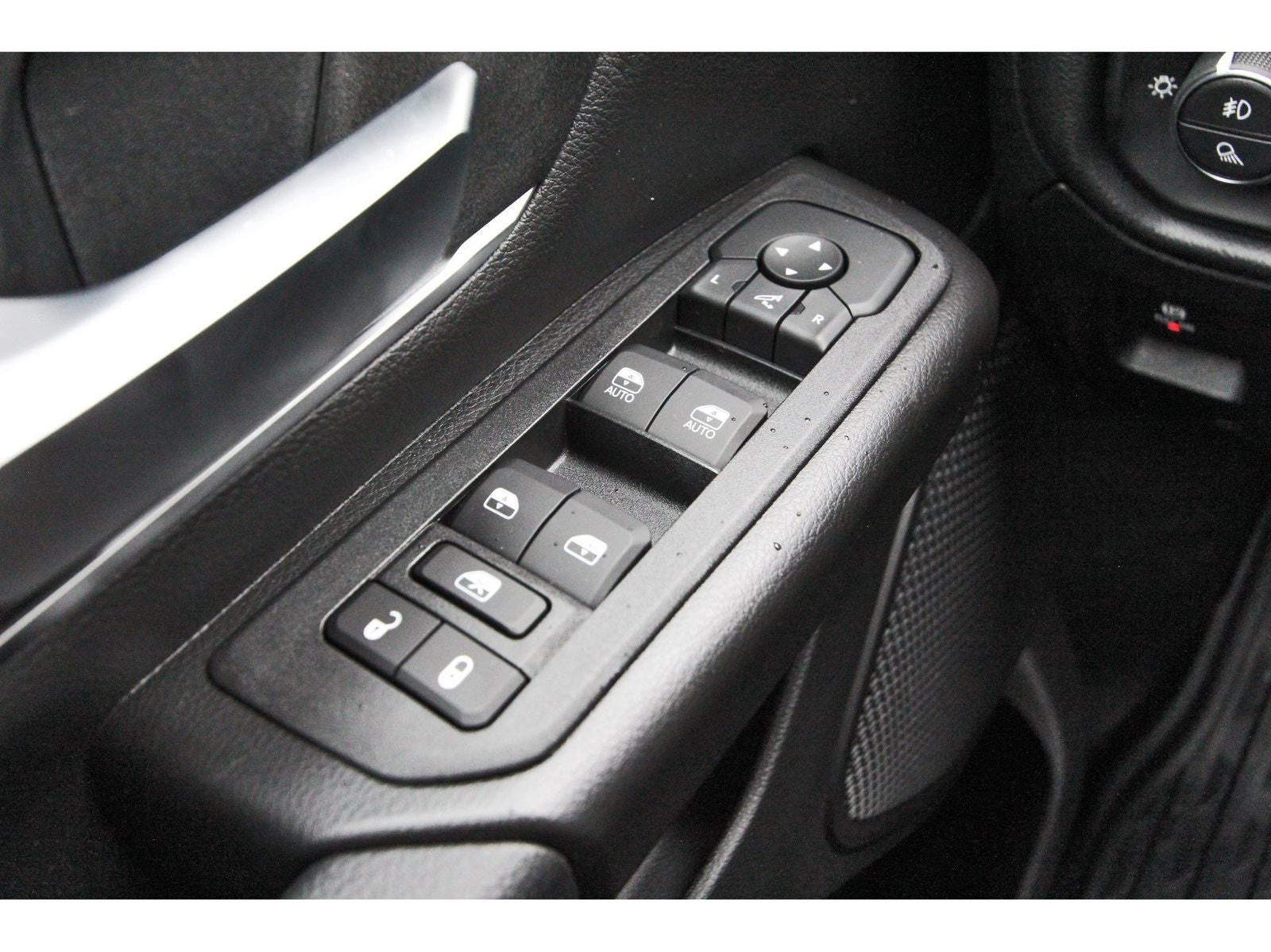 2026 RAM 1500 Big Horn/Lone Star Lone Star 4x4 Crew Cab 5'7" Box