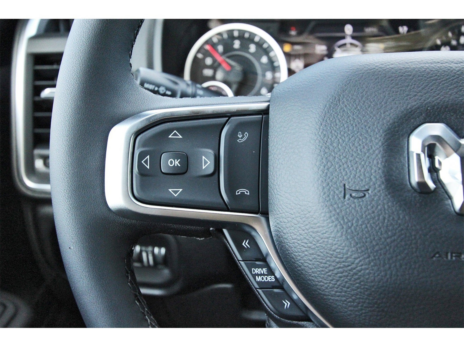 2026 RAM 1500 Big Horn/Lone Star Lone Star 4x4 Crew Cab 5'7" Box