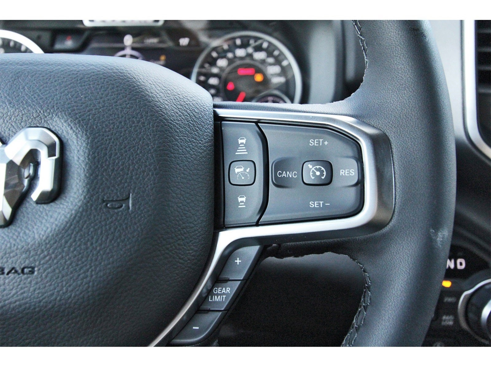 2026 RAM 1500 Big Horn/Lone Star Lone Star 4x4 Crew Cab 5'7" Box