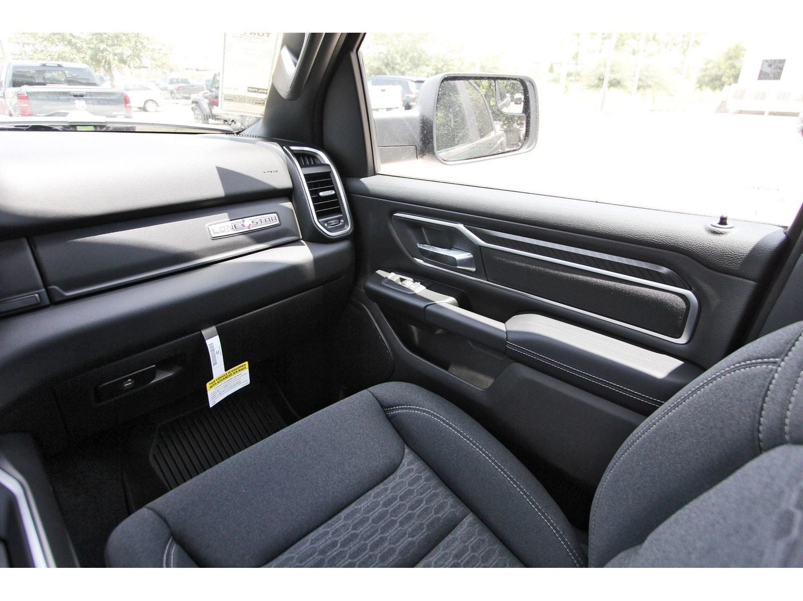 2026 RAM 1500 Big Horn/Lone Star Lone Star 4x4 Crew Cab 5'7" Box