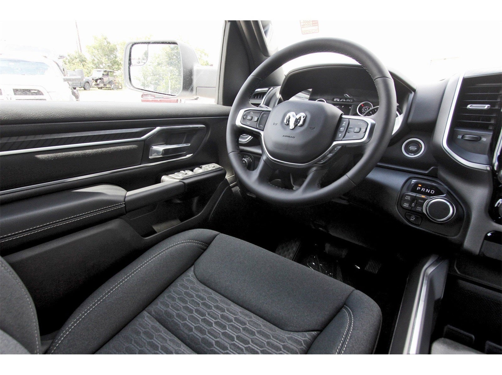 2026 RAM 1500 Big Horn/Lone Star Lone Star 4x4 Crew Cab 5'7" Box