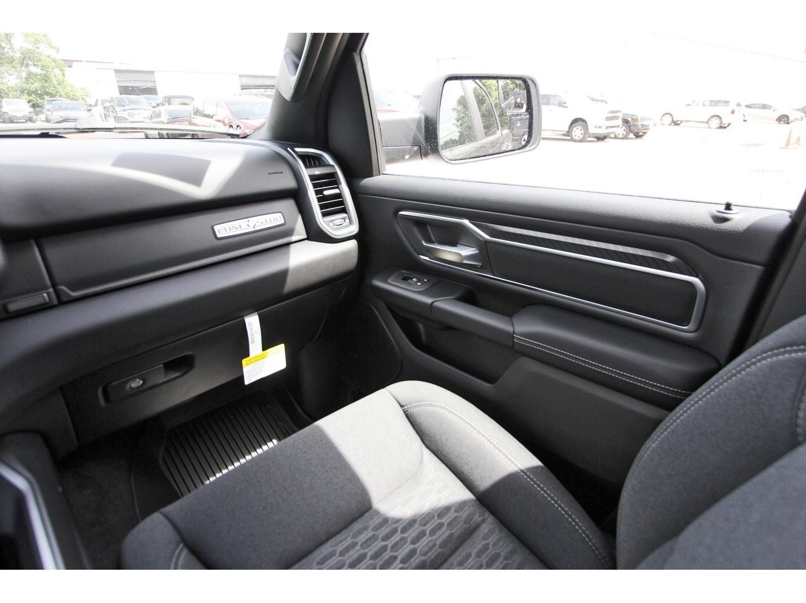 2026 RAM 1500 Big Horn/Lone Star Lone Star 4x4 Crew Cab 5'7" Box
