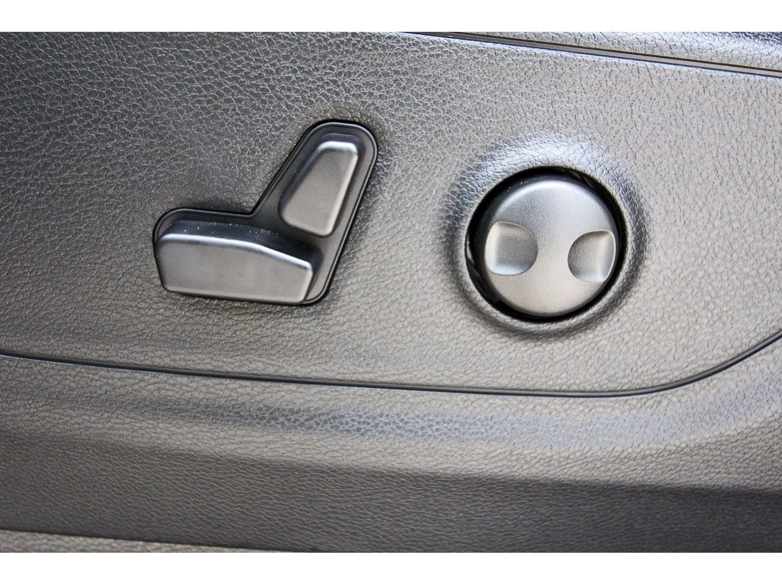 2026 RAM 1500 Big Horn/Lone Star Lone Star 4x4 Crew Cab 5'7" Box