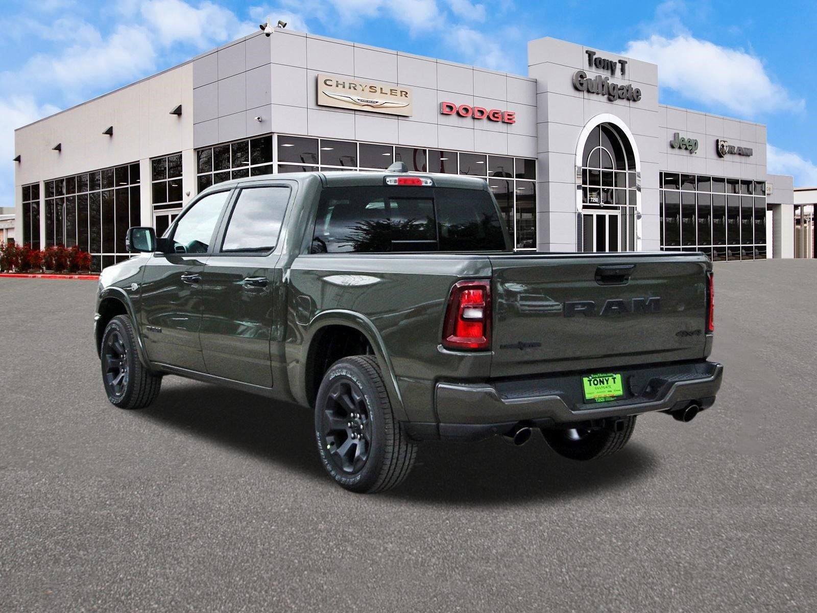 2026 RAM 1500 Big Horn/Lone Star Lone Star 4x4 Crew Cab 5'7" Box