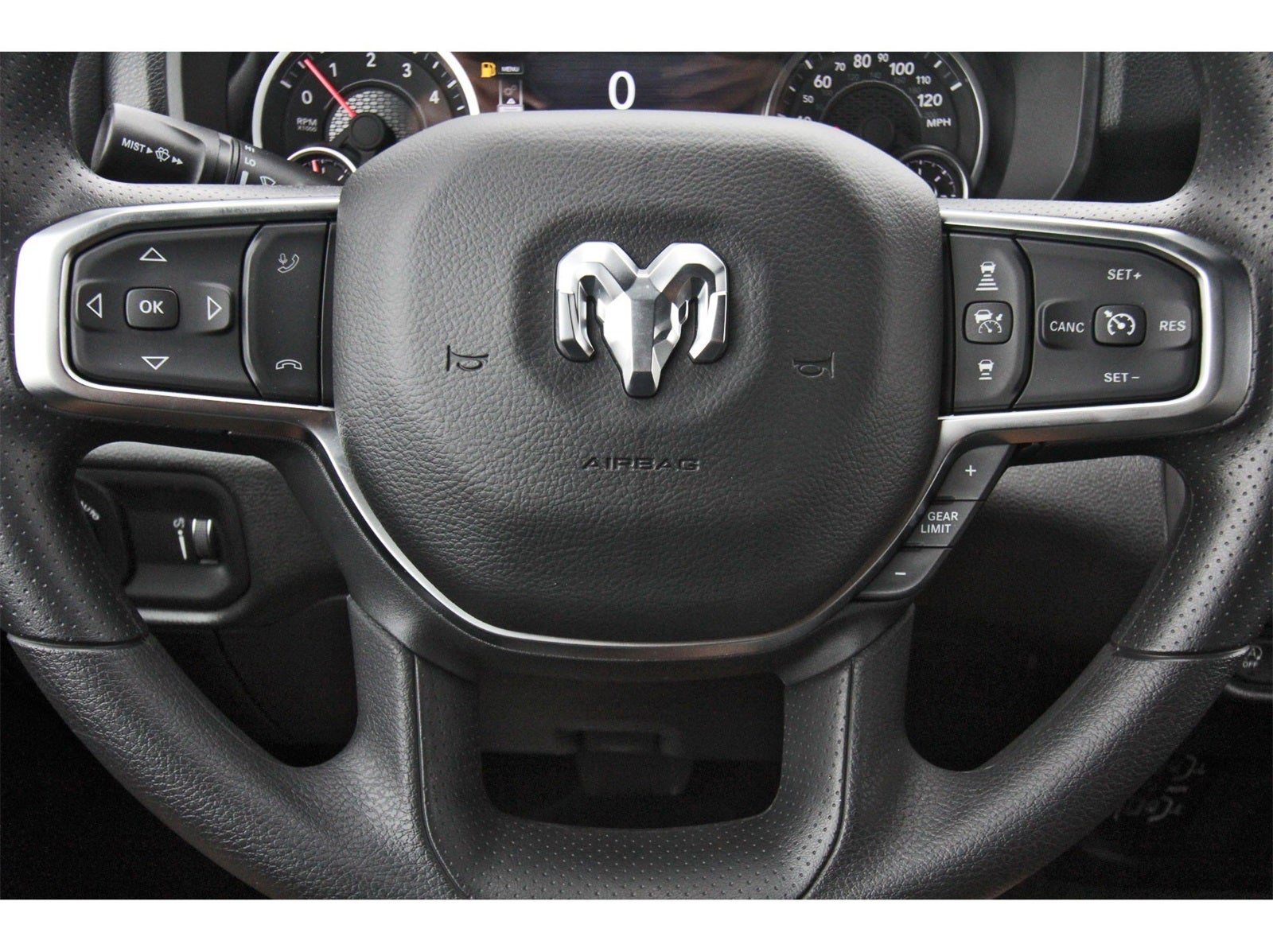 2026 RAM 1500 Warlock 4x4 Crew Cab 5'7" Box