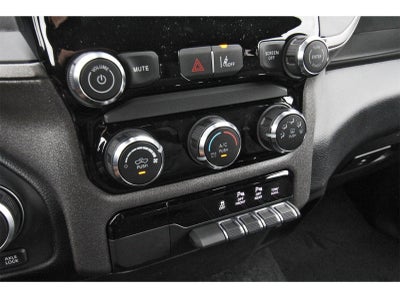 2026 RAM 1500 Warlock 4x4 Crew Cab 5'7" Box