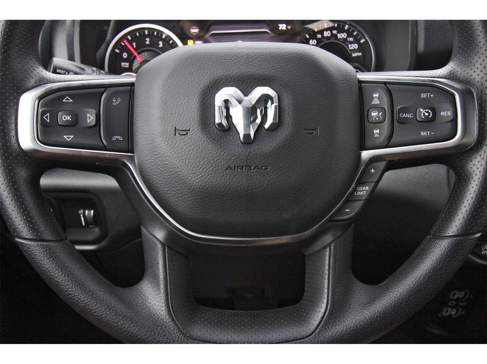 2026 RAM 1500 Warlock 4x4 Crew Cab 5'7" Box