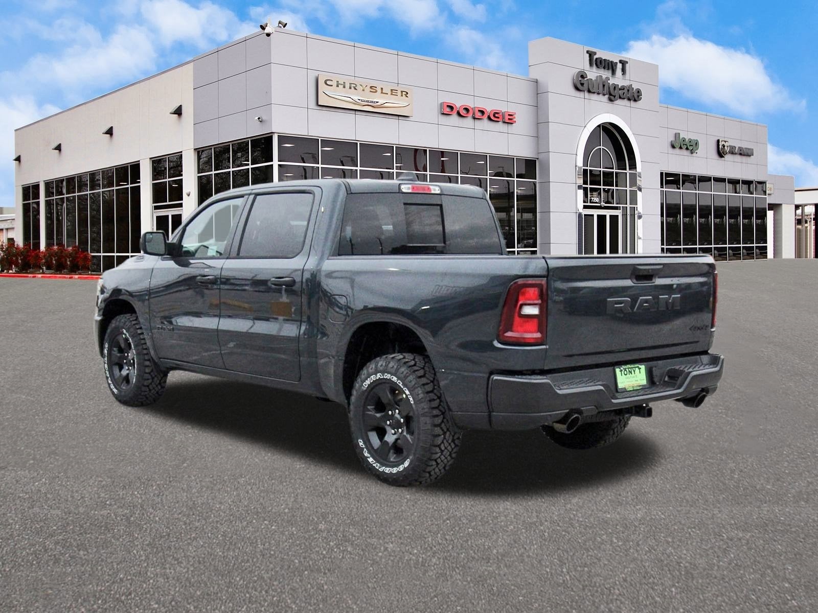 2026 RAM 1500 Warlock 4x4 Crew Cab 5'7" Box