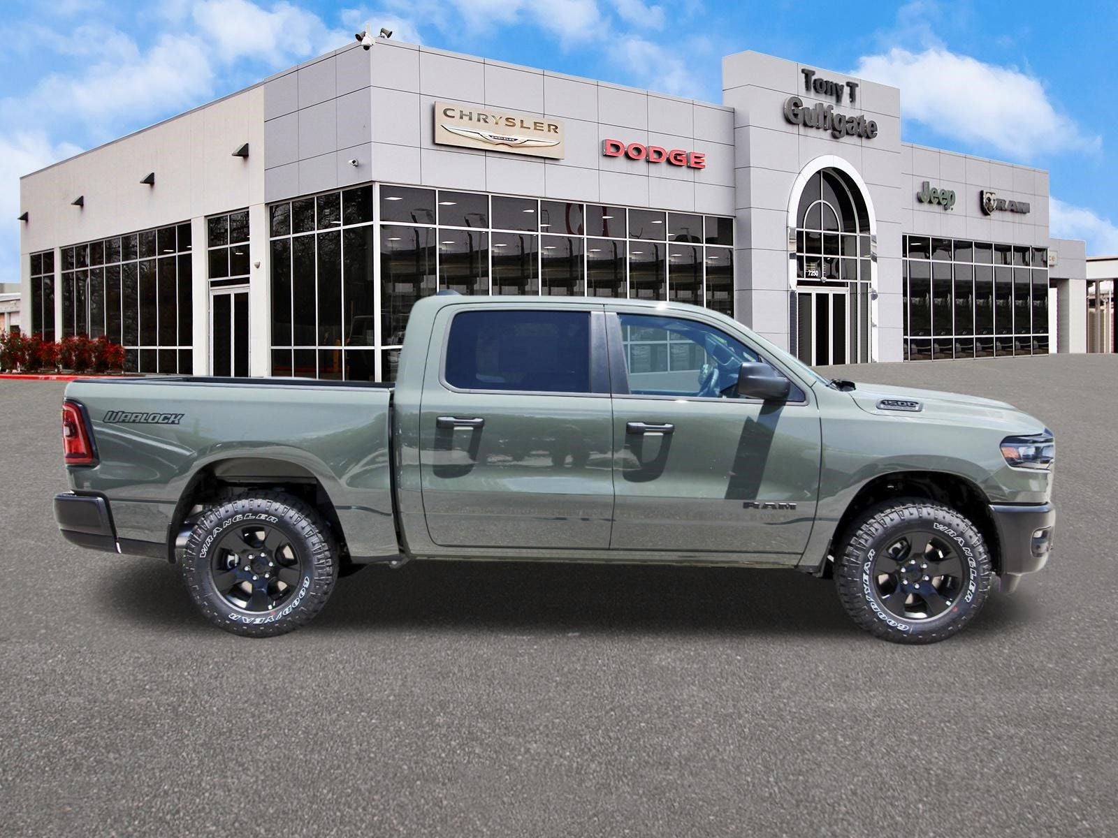 2026 RAM 1500 Warlock 4x4 Crew Cab 5'7" Box