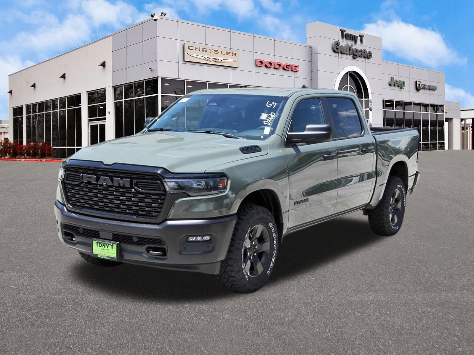 2026 RAM 1500 Warlock 4x4 Crew Cab 5'7" Box
