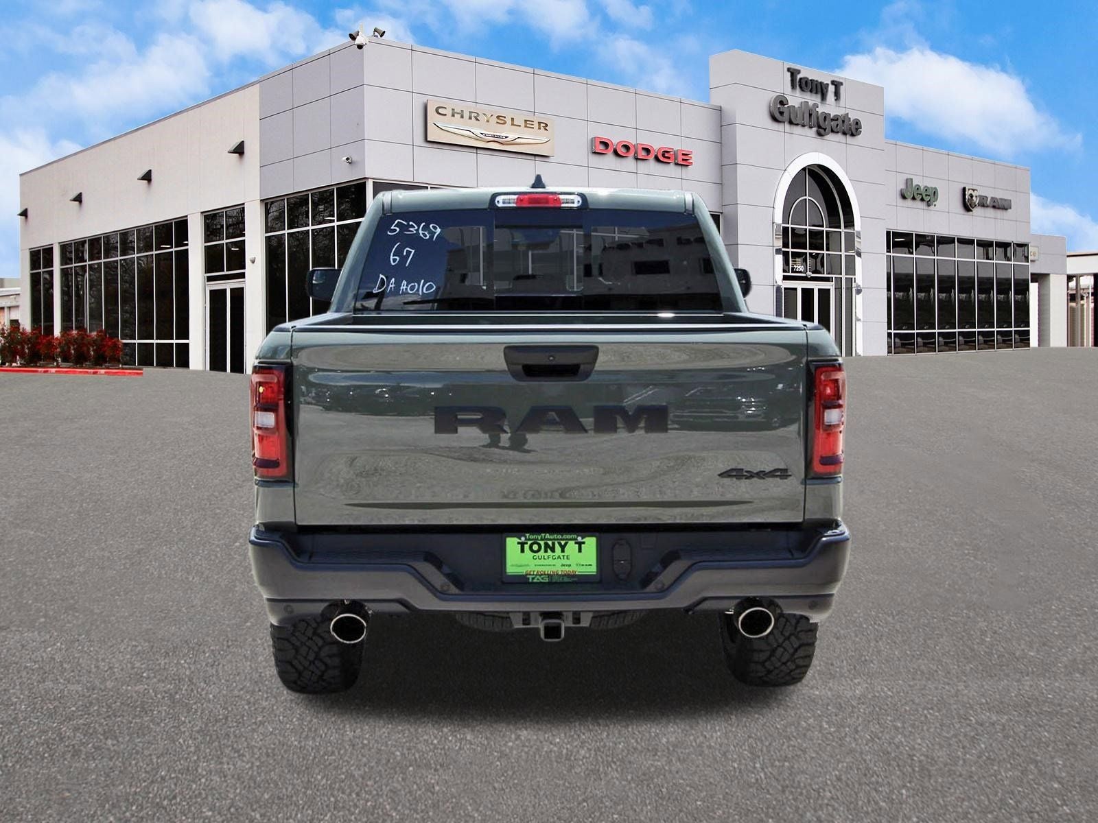 2026 RAM 1500 Warlock 4x4 Crew Cab 5'7" Box