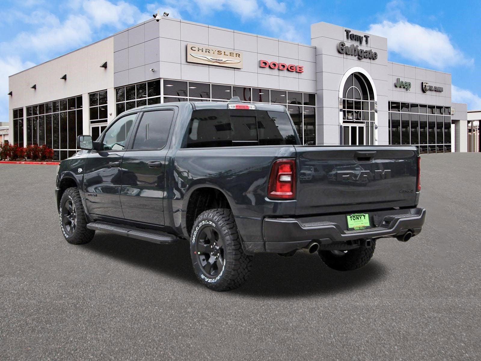 2026 RAM 1500 Warlock 4x4 Crew Cab 5'7" Box