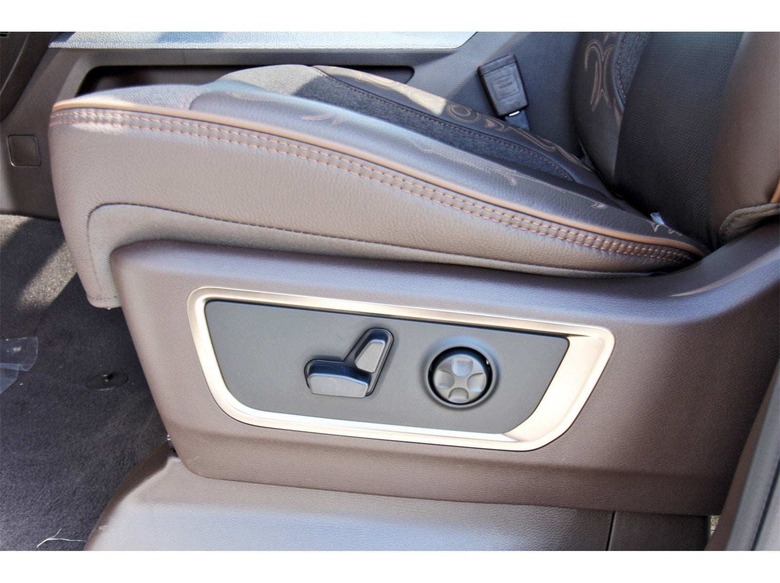 2026 RAM 1500 Limited Longhorn 4x4 Crew Cab 5'7" Box