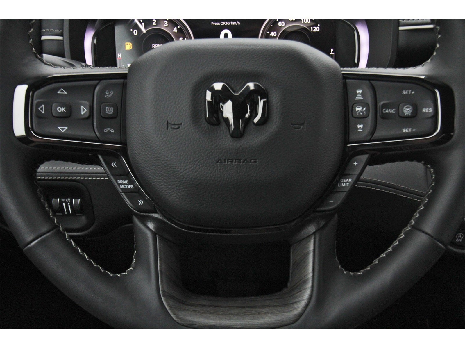 2026 RAM 1500 Limited 4x4 Crew Cab 5'7" Box