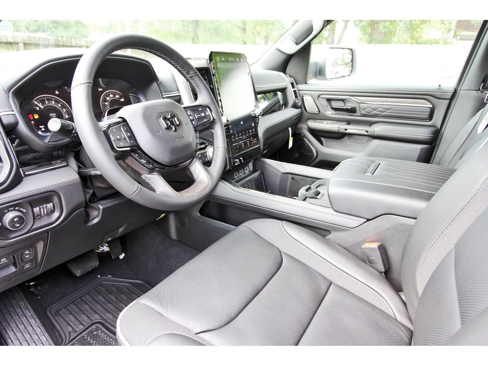 2026 RAM 1500 Limited 4x4 Crew Cab 5'7" Box
