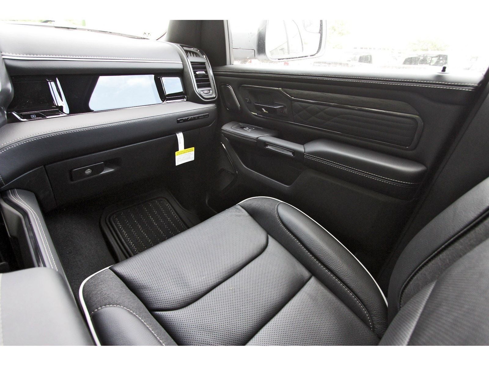 2026 RAM 1500 Limited 4x4 Crew Cab 5'7" Box
