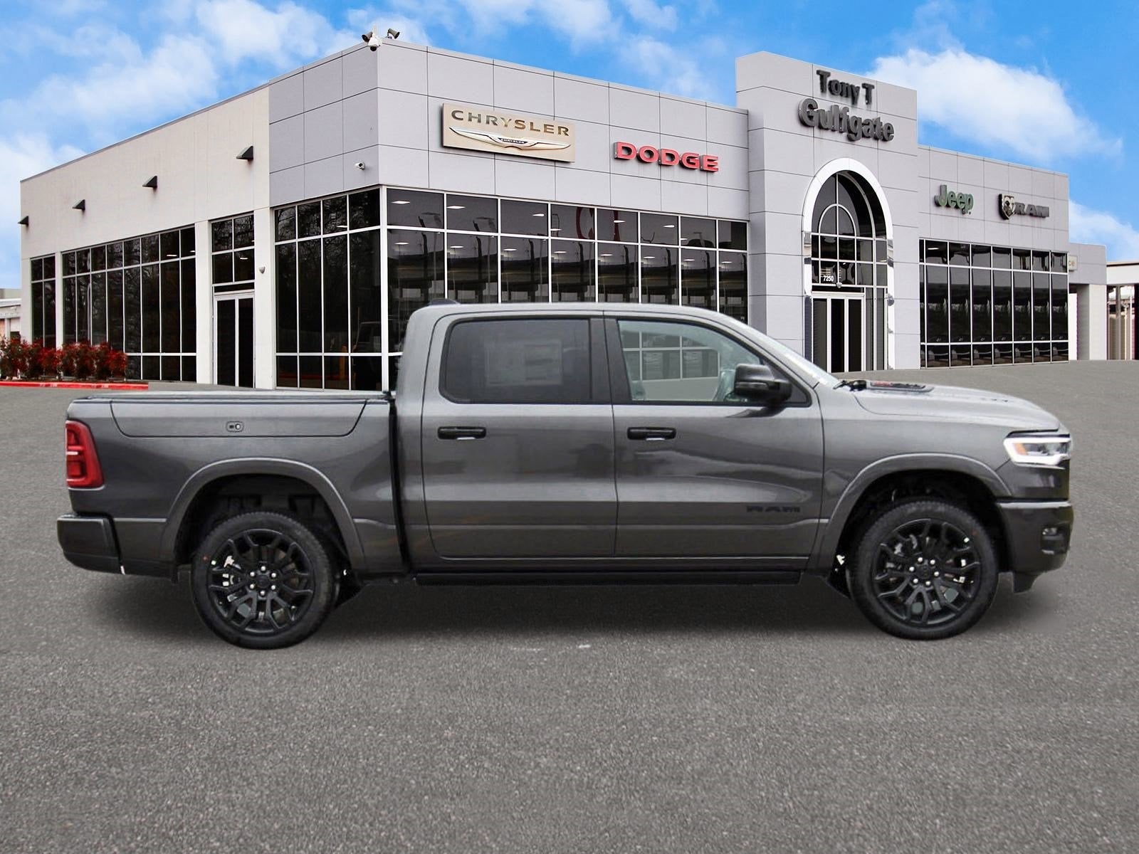 2026 RAM 1500 Limited 4x4 Crew Cab 5'7" Box