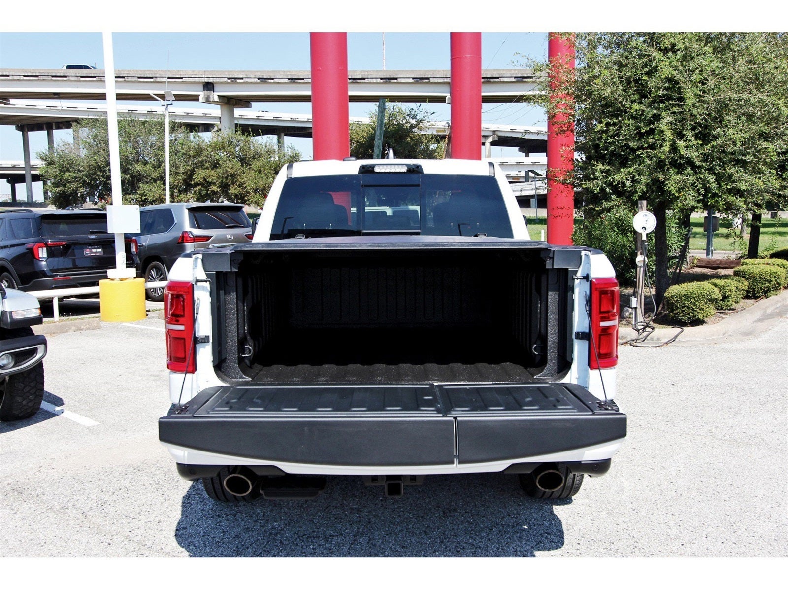 2026 RAM 1500 Limited 4x4 Crew Cab 5'7" Box
