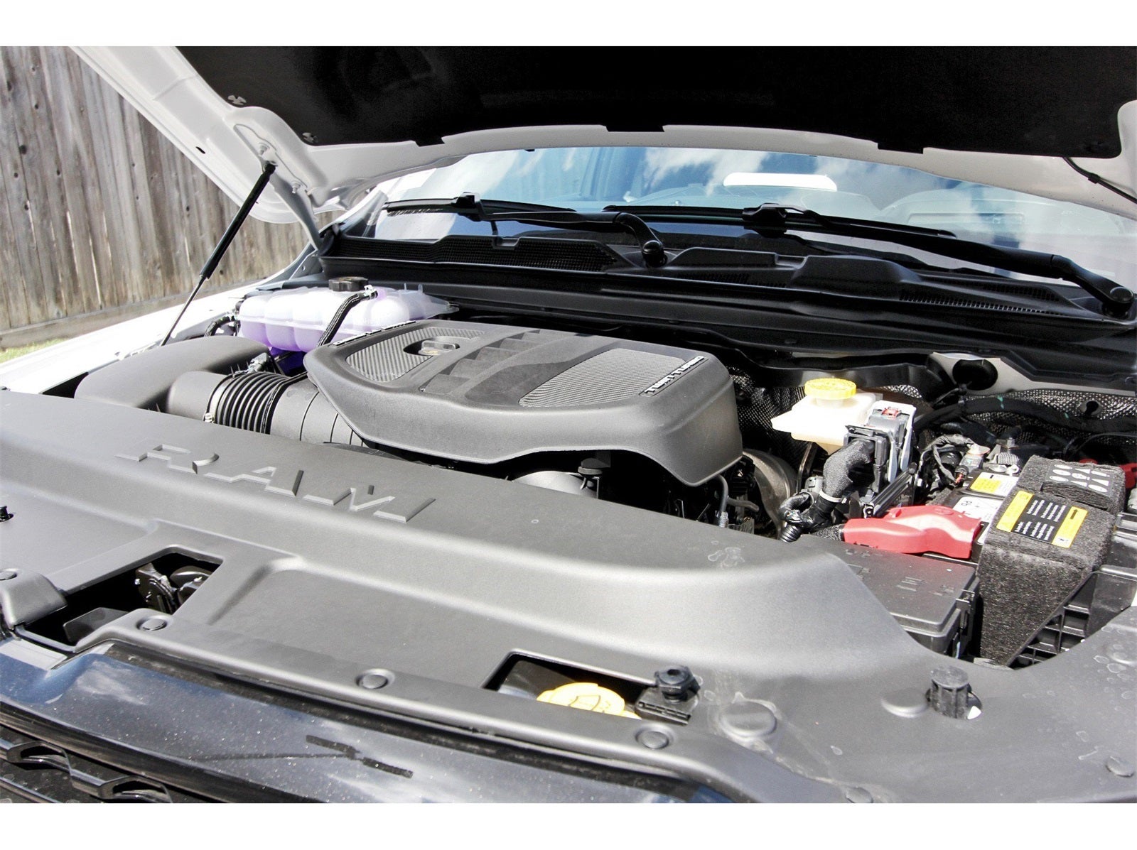 2026 RAM 1500 Limited 4x4 Crew Cab 5'7" Box