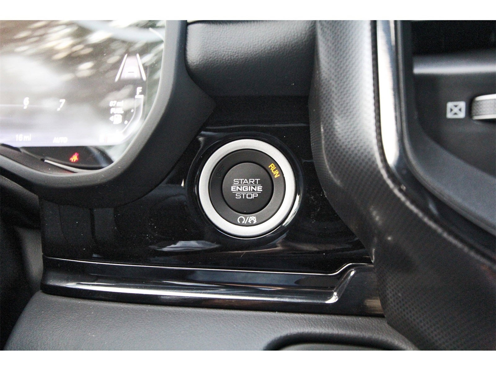 2026 RAM 1500 Limited 4x4 Crew Cab 5'7" Box