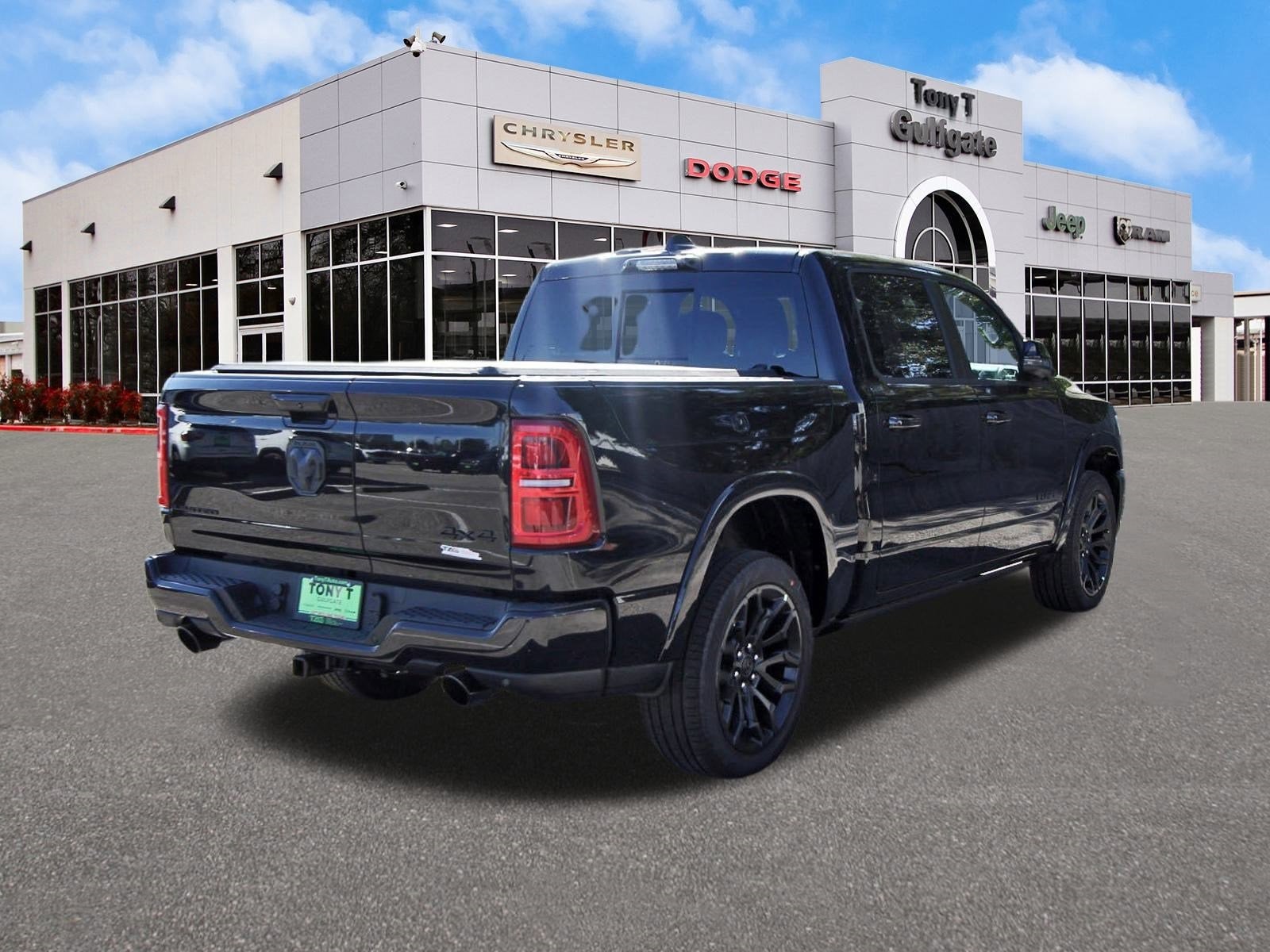 2026 RAM 1500 Limited 4x4 Crew Cab 5'7" Box