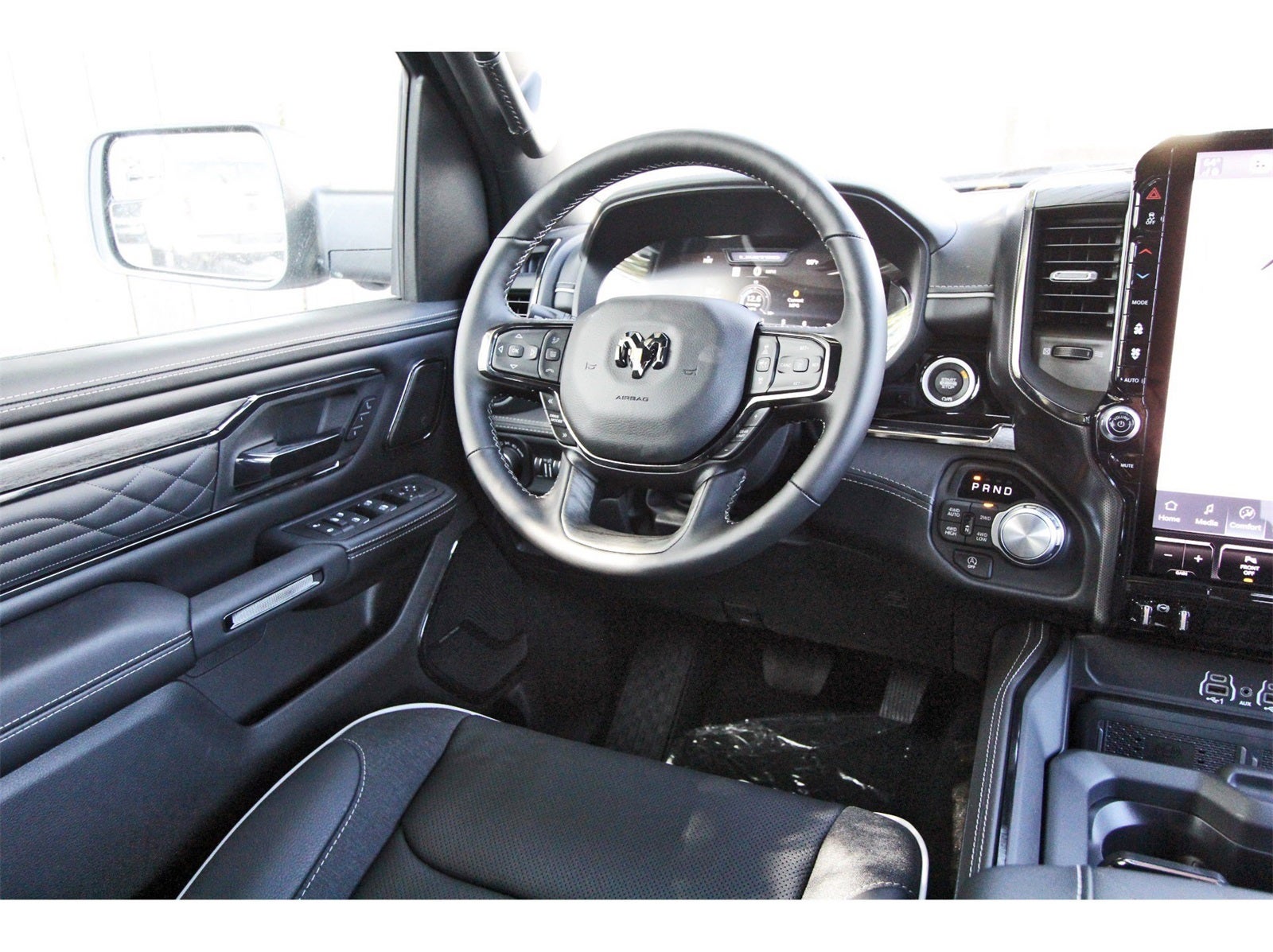 2026 RAM 1500 Limited 4x4 Crew Cab 5'7" Box